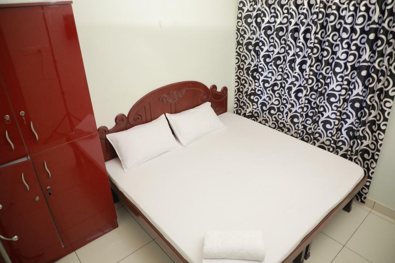 Pavithram Residency Bed & Breakfast Kollam Dış mekan fotoğraf