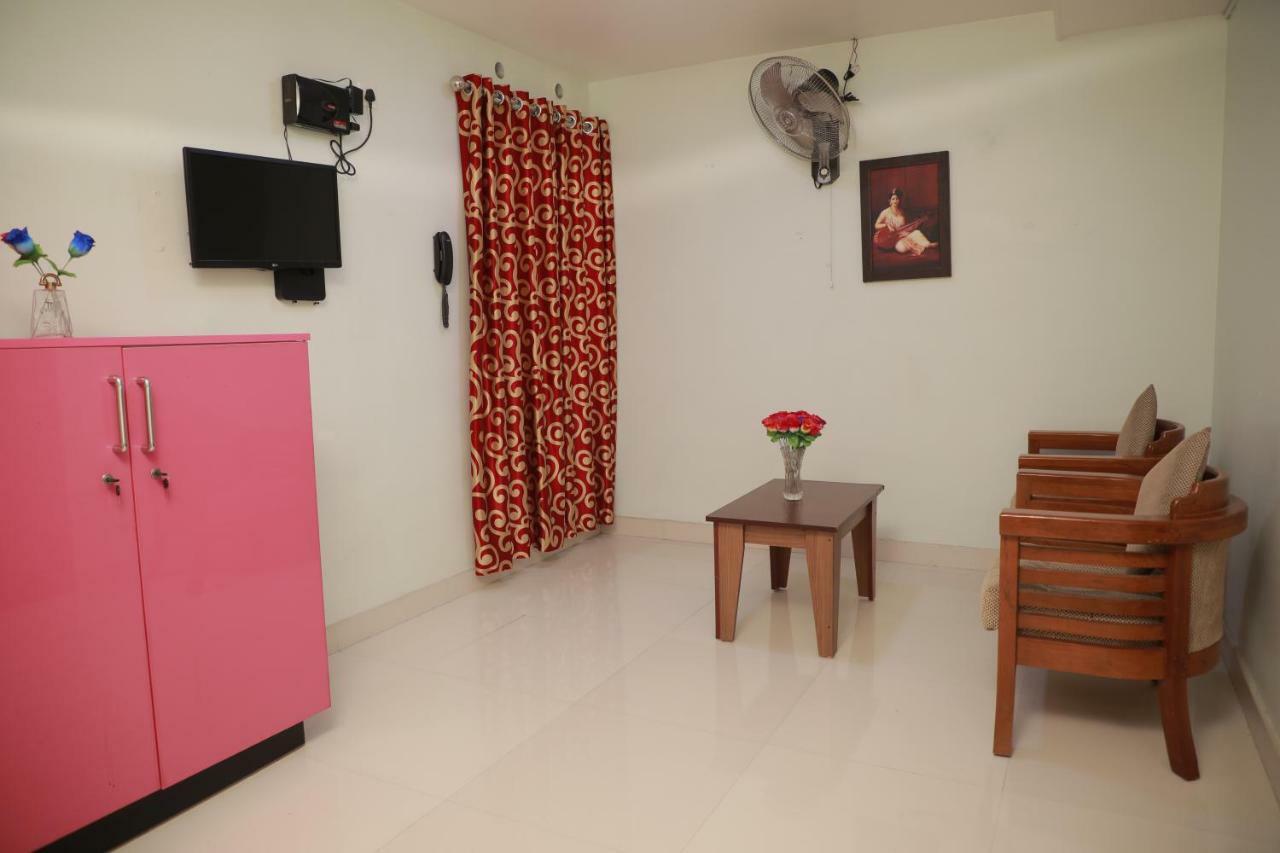 Pavithram Residency Bed & Breakfast Kollam Dış mekan fotoğraf