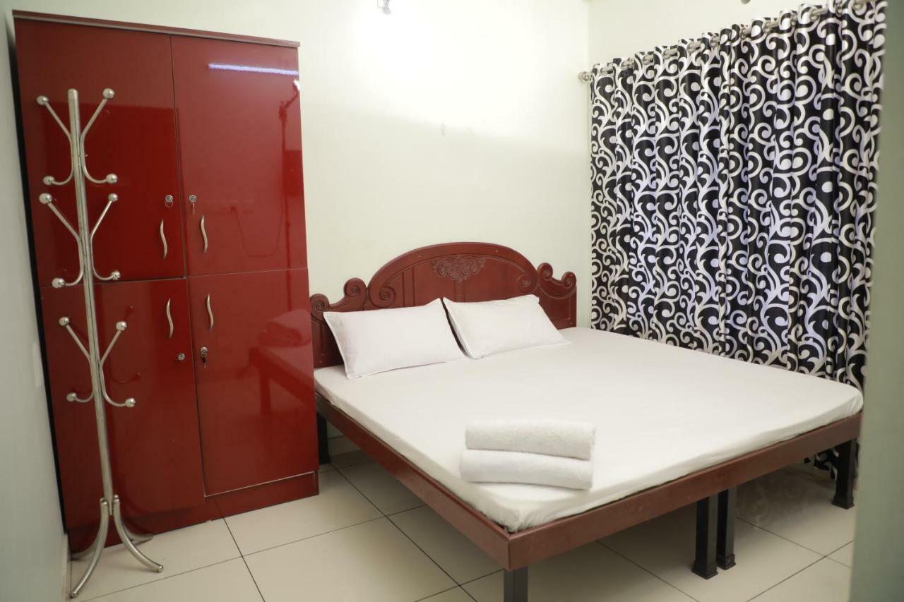 Pavithram Residency Bed & Breakfast Kollam Dış mekan fotoğraf