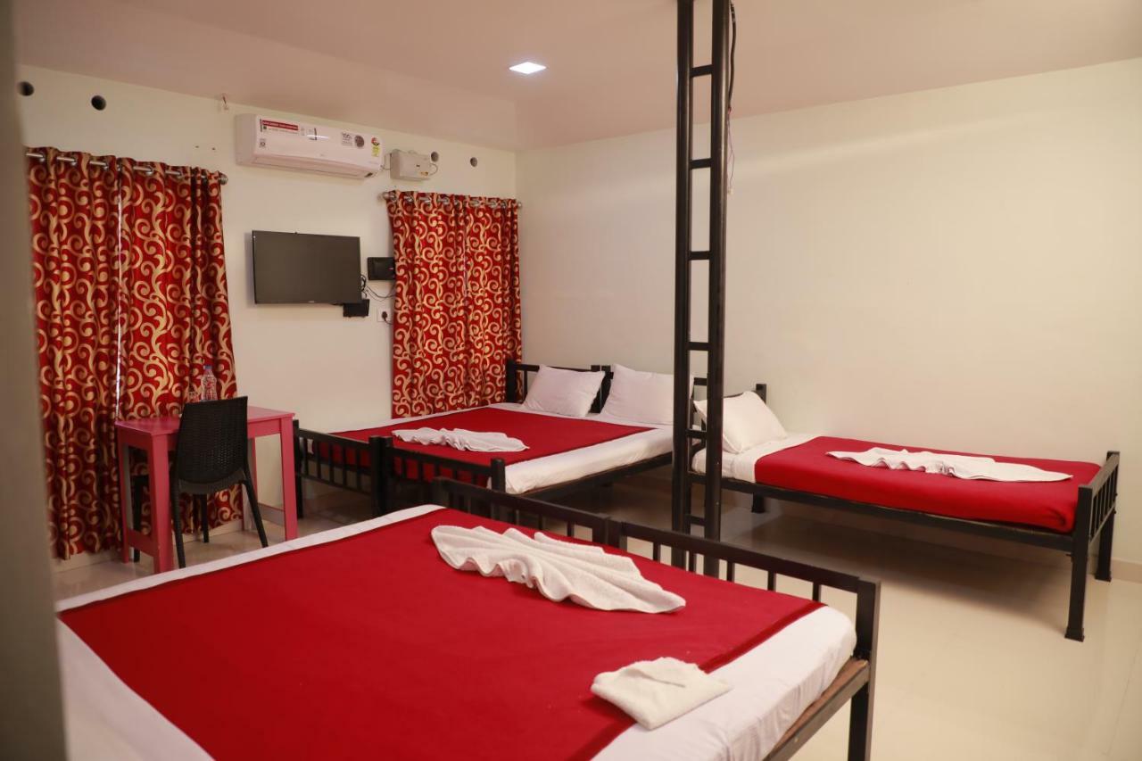 Pavithram Residency Bed & Breakfast Kollam Dış mekan fotoğraf